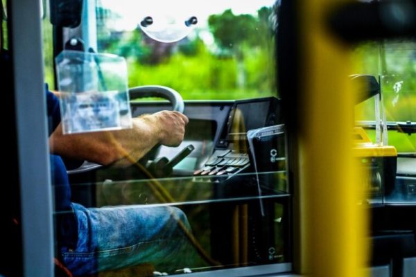 Cek Transportasi Umum di Luar Negeri