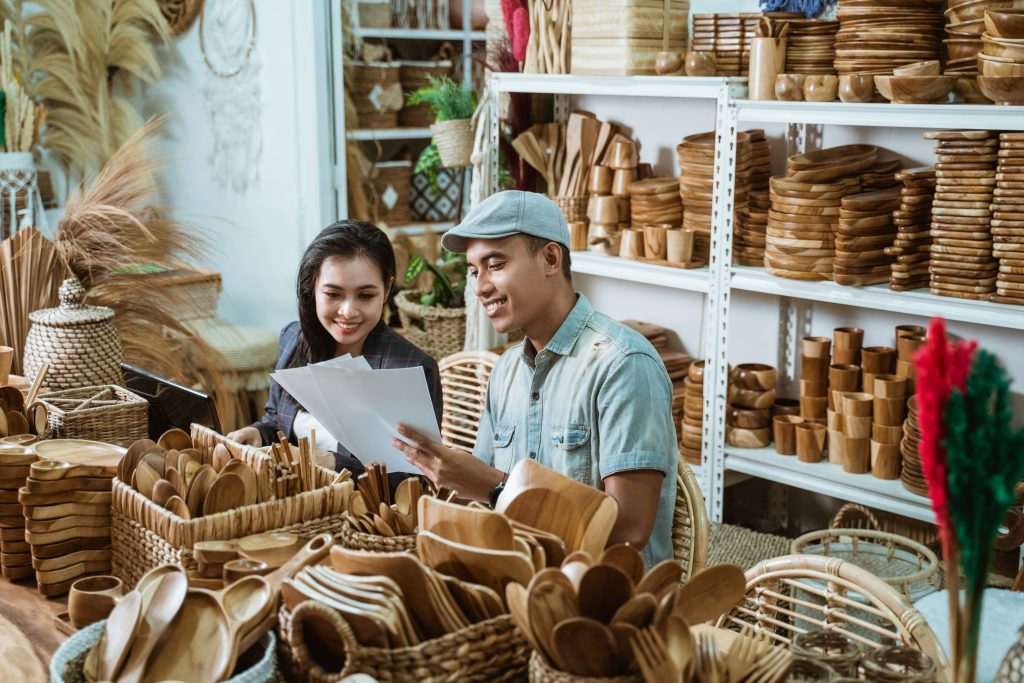Usaha Kecil, Untung Besar, Gak Ribet: 7 Strategi Terbukti untuk Gen Z 2025