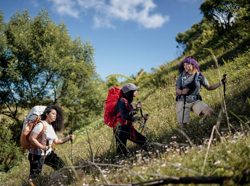 Eco Trail Hiking Nusantara: 5 Destinasi Hidden Gems yang Wajib Dicoba Gen Z 2025