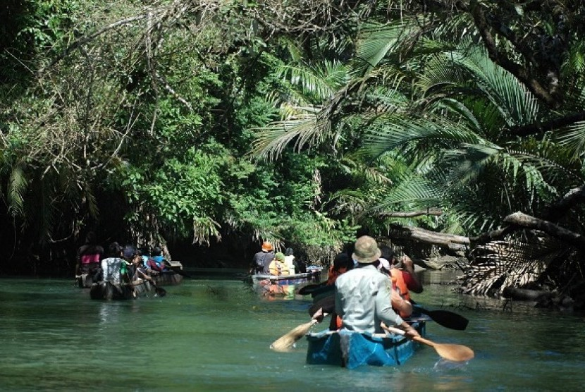 Eco Trail Hiking Nusantara: 5 Destinasi Hidden Gems yang Wajib Dicoba Gen Z 2025