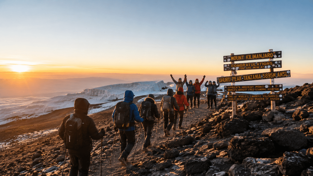 Setelah Annapurna, 5 Jalur Trekking Dunia Ini Bikin Susah Move On