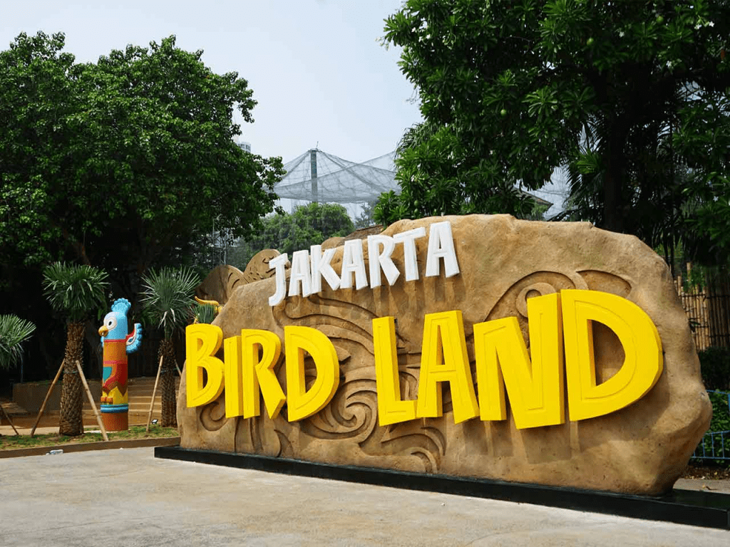 Liburan 17 Agustus 2026: 7 Destinasi Petualangan Wajib untuk Keluarga 6 Liburan 17 Agustus 2026: 7 Destinasi Petualangan Wajib untuk Keluarga